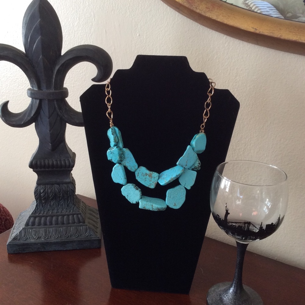Chunky turquoise necklace